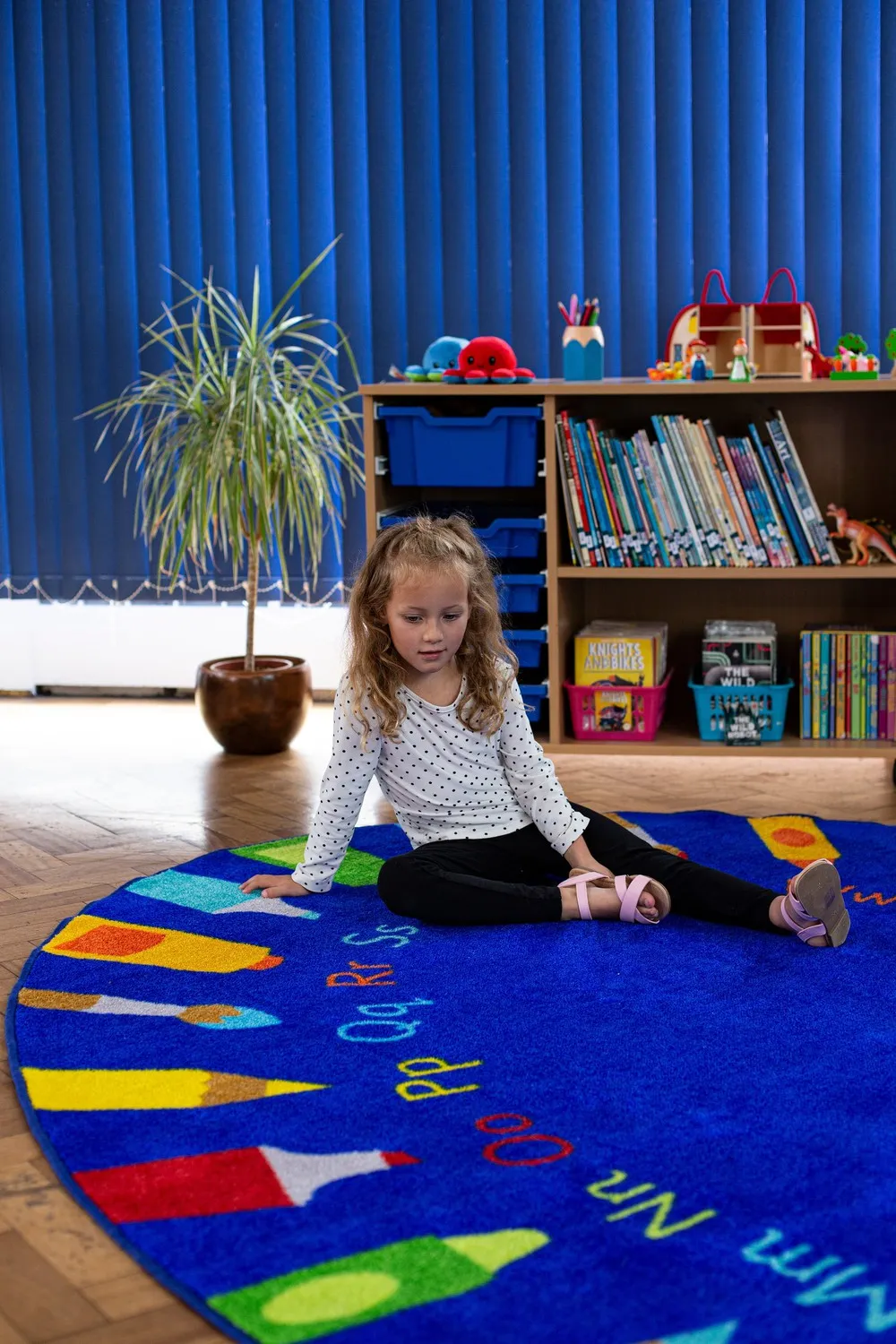 3x2m Oval Pencils Alphabet Carpet