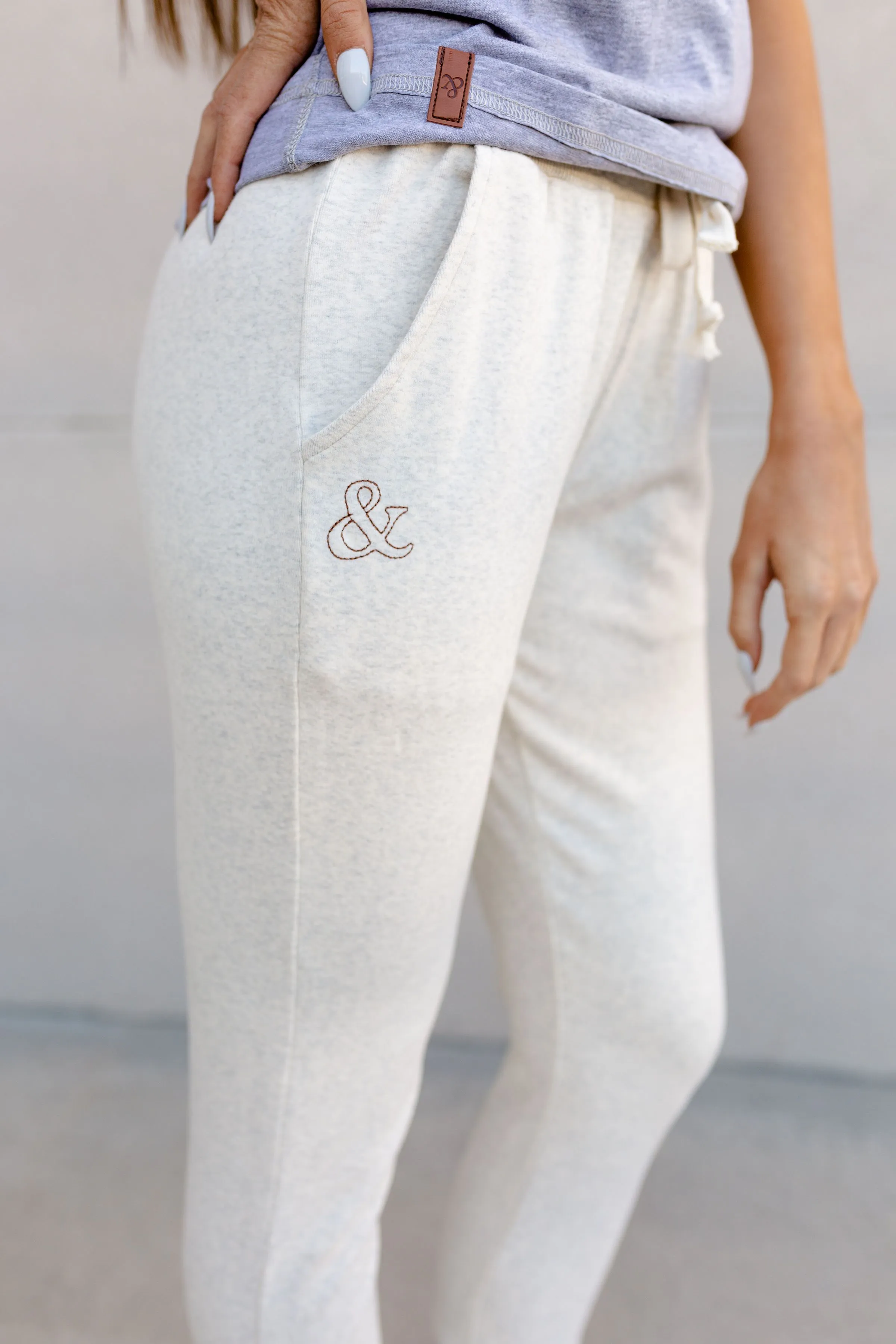 Ampersand Avenue Triple Stretch Joggers - Oatmeal