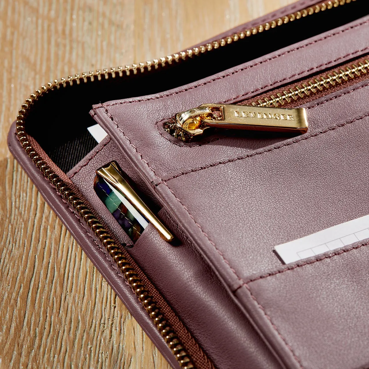 Arcadia Smooth Leather Ambi-Flex Folio