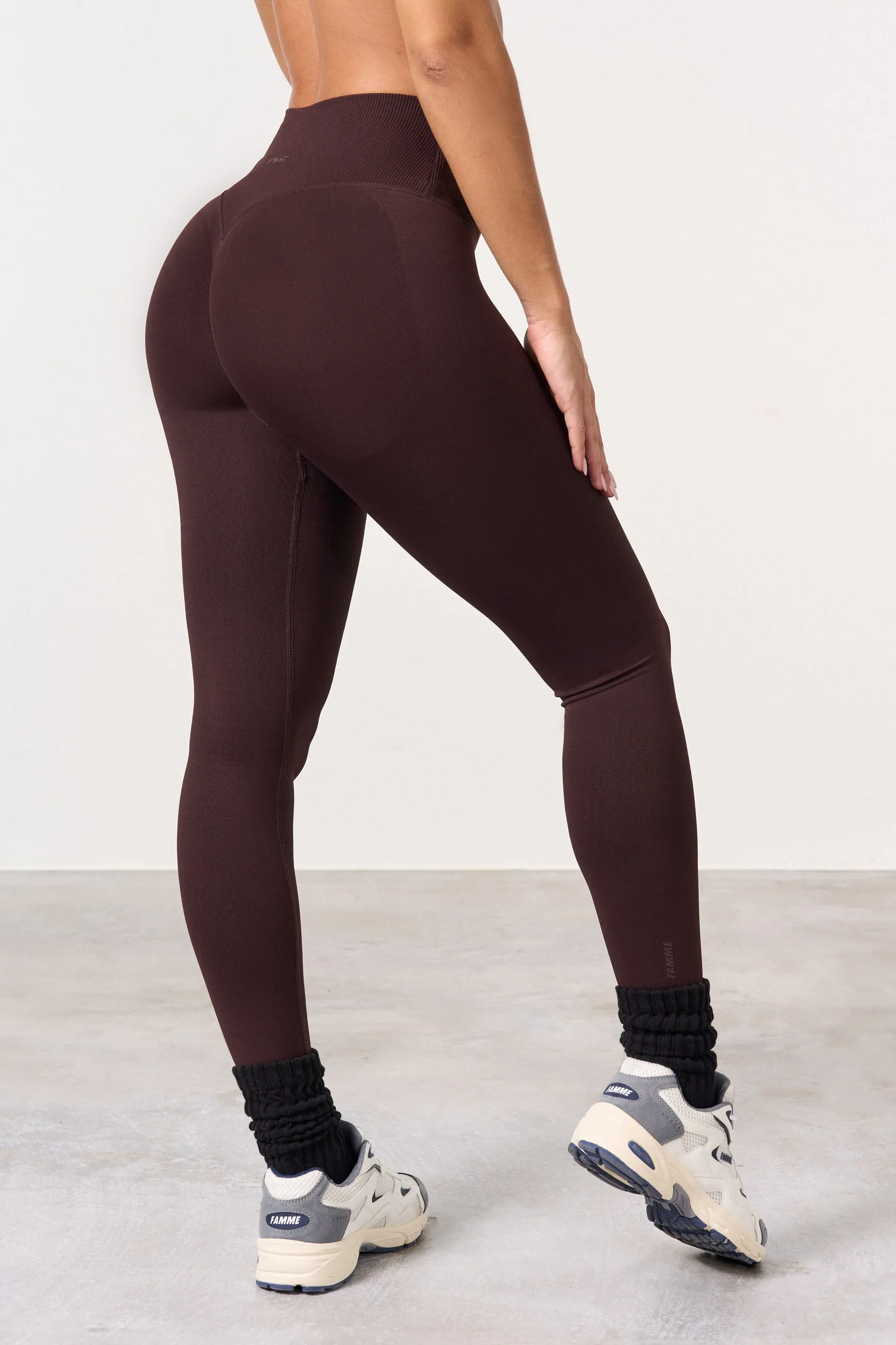 Crossover Scrunch Leggings