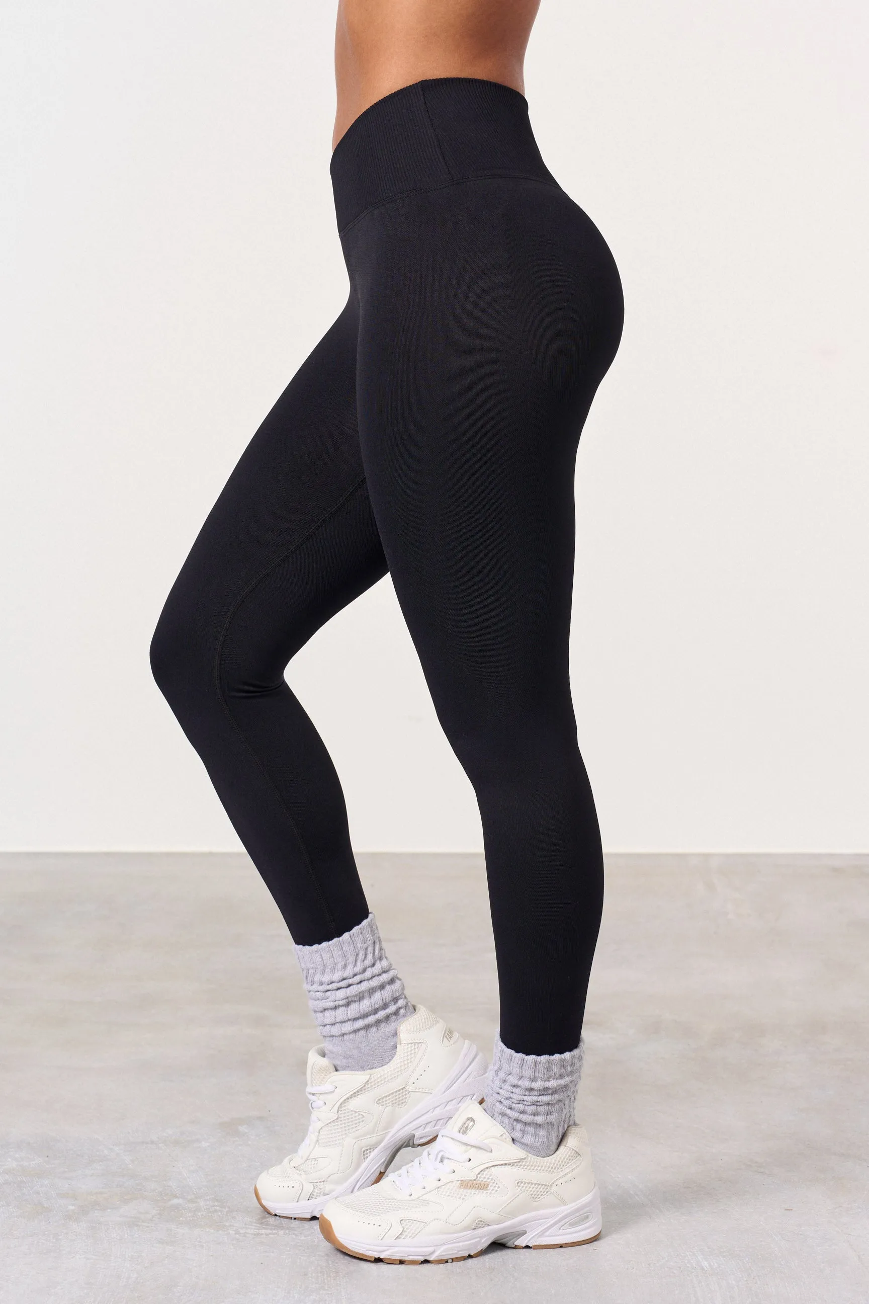 Crossover Scrunch Leggings