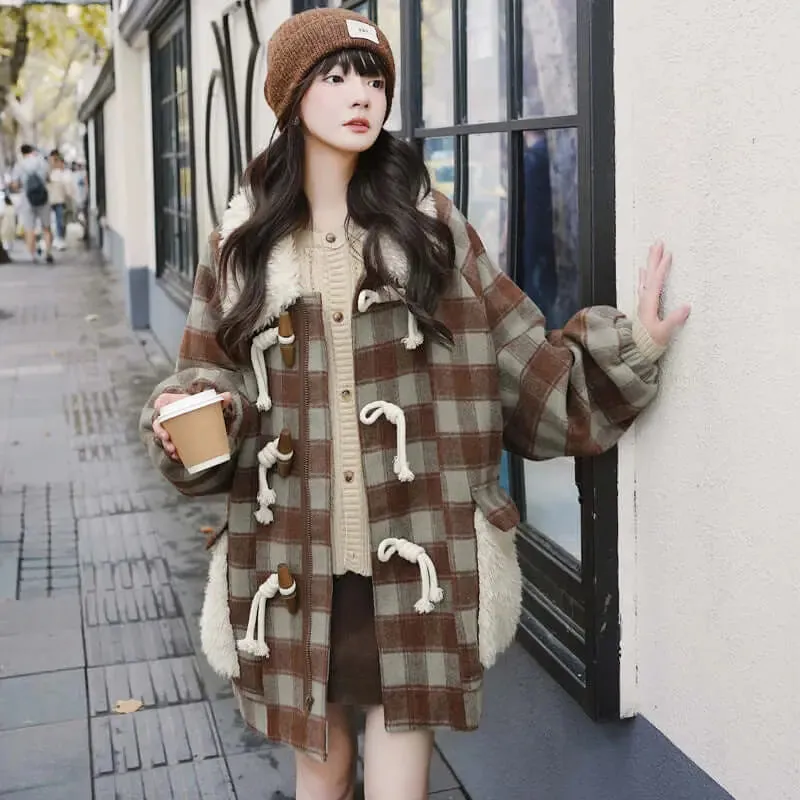 Horn Button Plaid Wool Winter Coat for Women