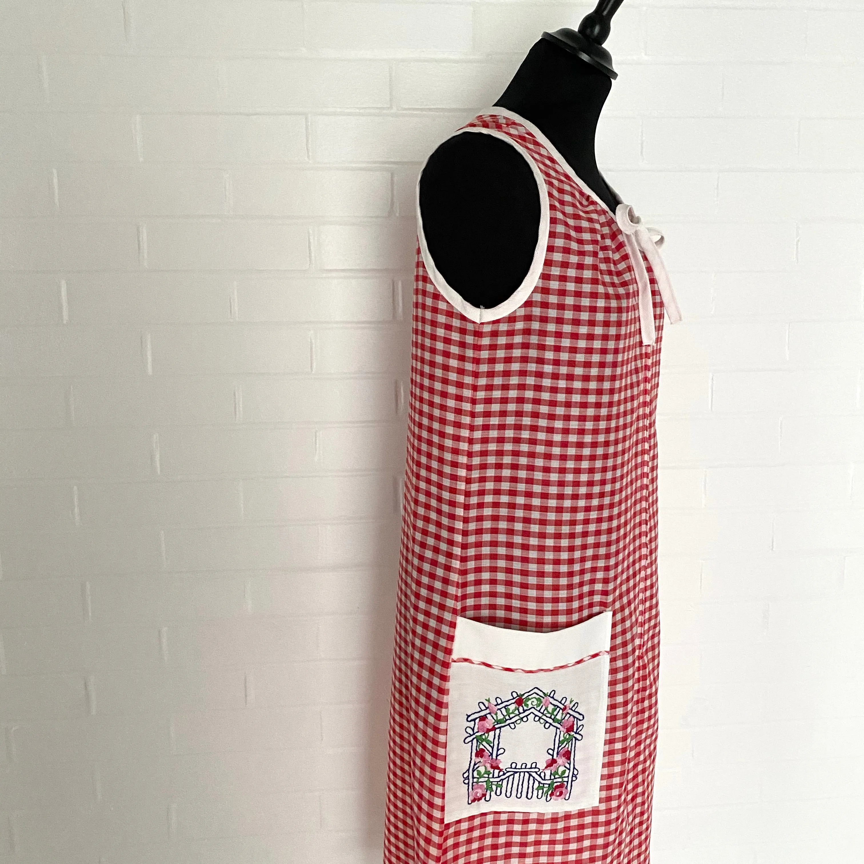 Late 60s/ Early 70s Red & White House Dress
