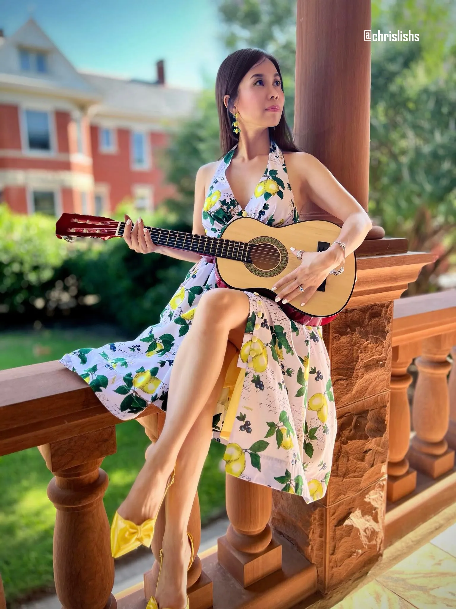 Marilyn dress in sunflower printed
