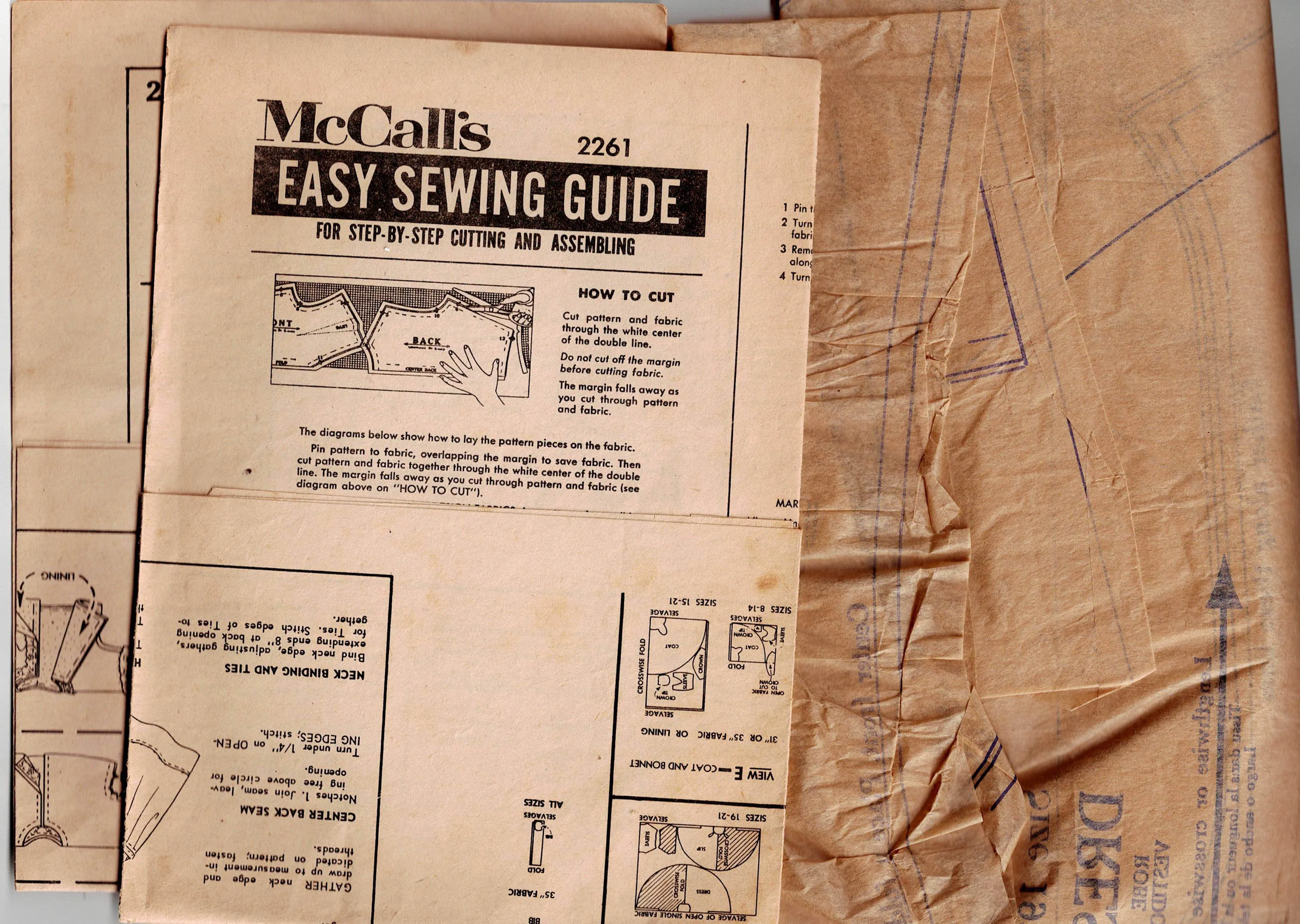 McCall's 2261 Baby Dolls Clothing 19 - 21 Inch Dolls Clothes 1950s Vintage Sewing Pattern