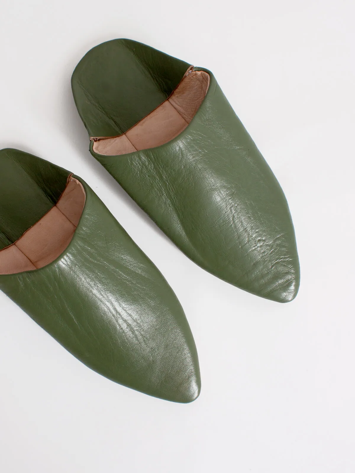 Moroccan Classic Pointed Babouche Slippers, Olive