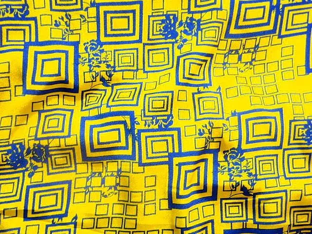 Printed Crepe - Retro Square