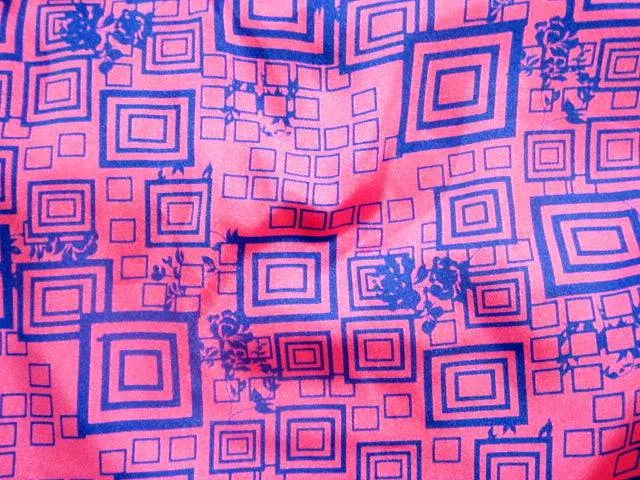 Printed Crepe - Retro Square