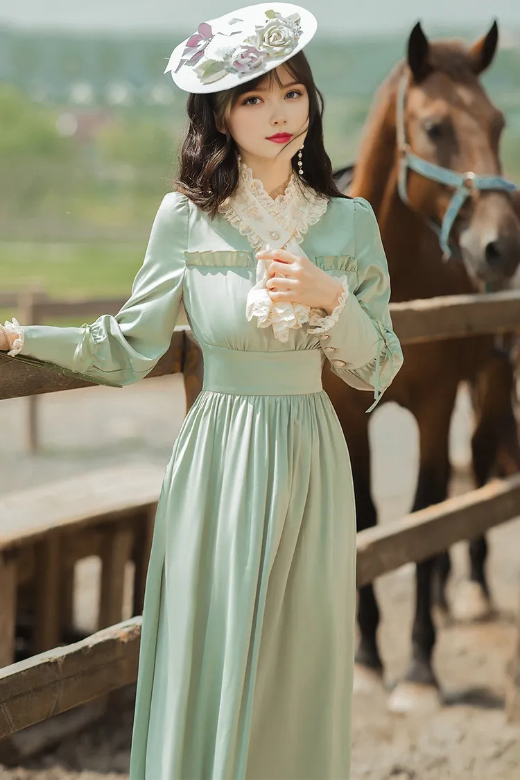 Retro Parisian 50s Green Dress