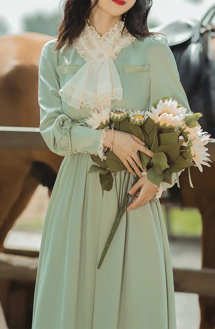 Retro Parisian 50s Green Dress