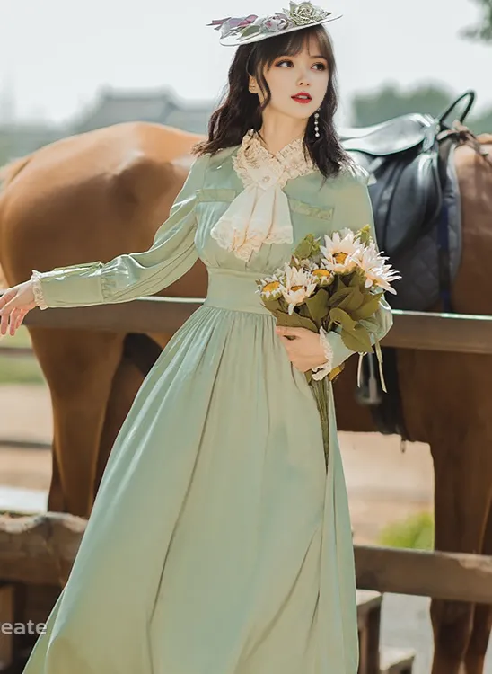 Retro Parisian 50s Green Dress