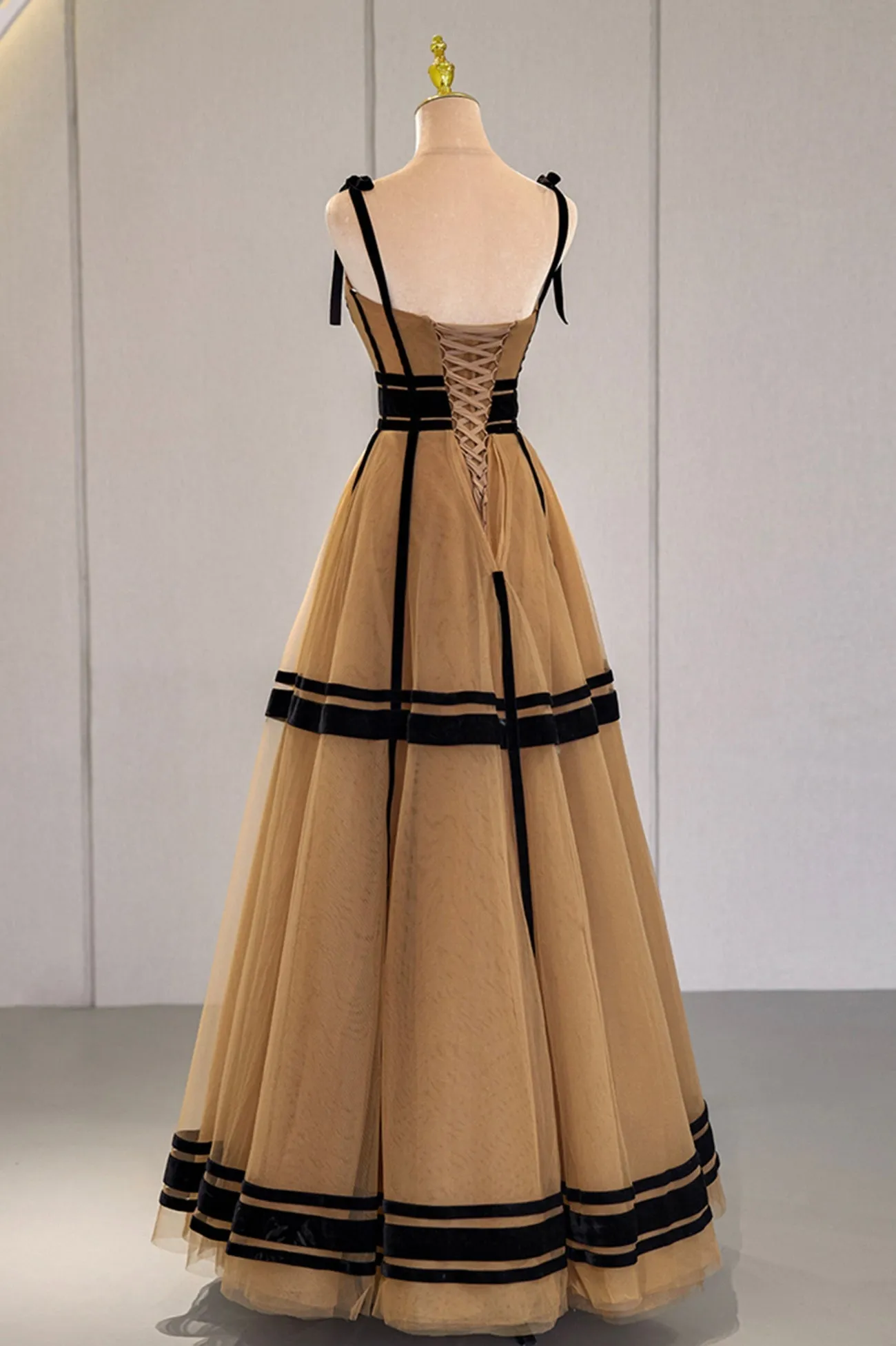 Stylish Tulle Long Prom Dress A-Line Evening Party Dress