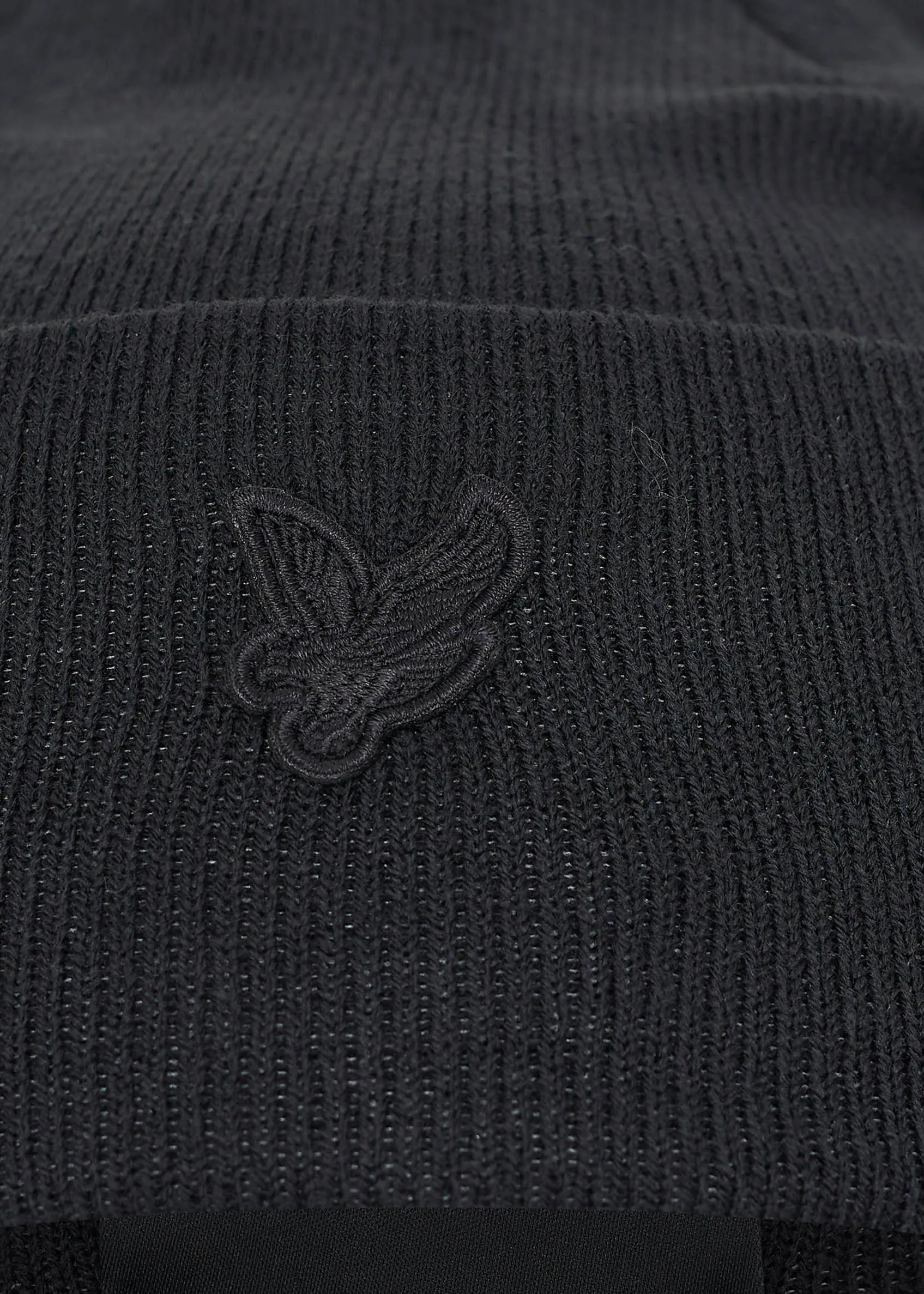 Tonal eagle beanie - jet black
