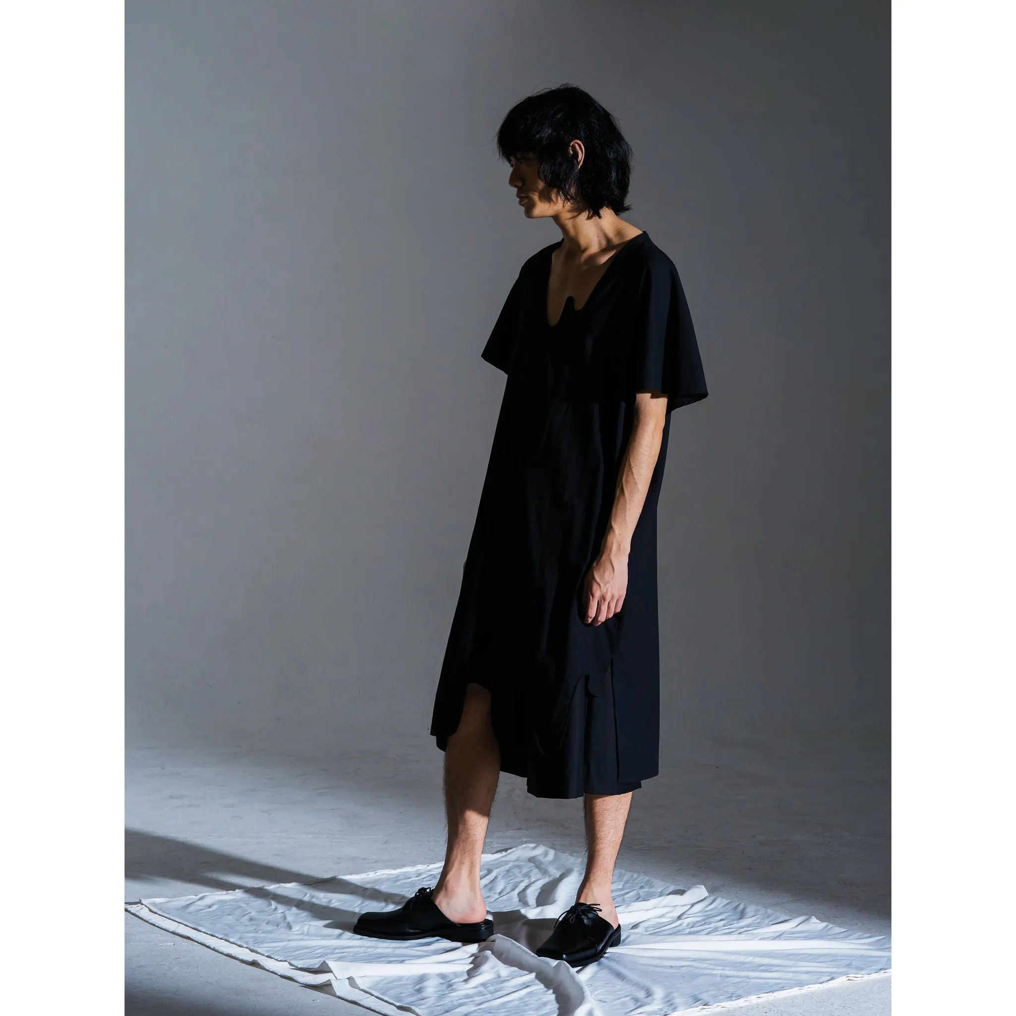 VOICE WITHOUT TRACE LONG T-SHIRT