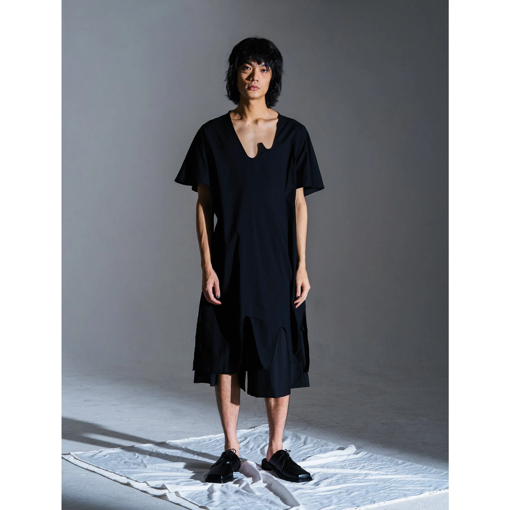 VOICE WITHOUT TRACE LONG T-SHIRT