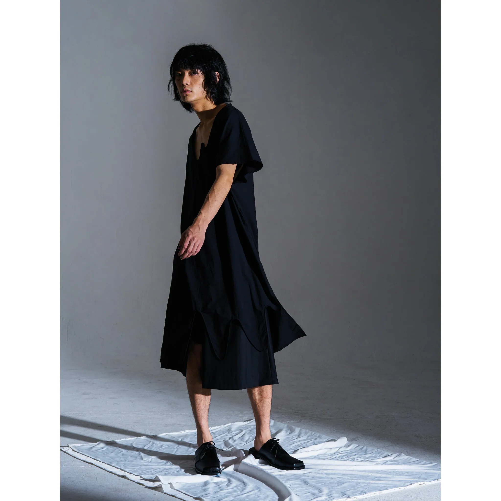 VOICE WITHOUT TRACE LONG T-SHIRT
