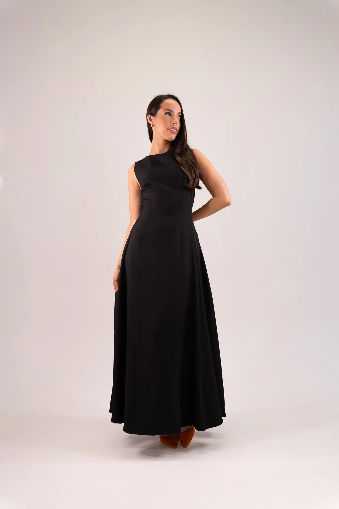 Willow Sleeveless Dress In Black